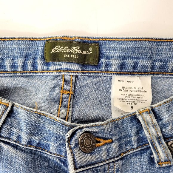 Eddie Bauer Straight Leg Light Wash Classic Jeans - Picture 3 of 6